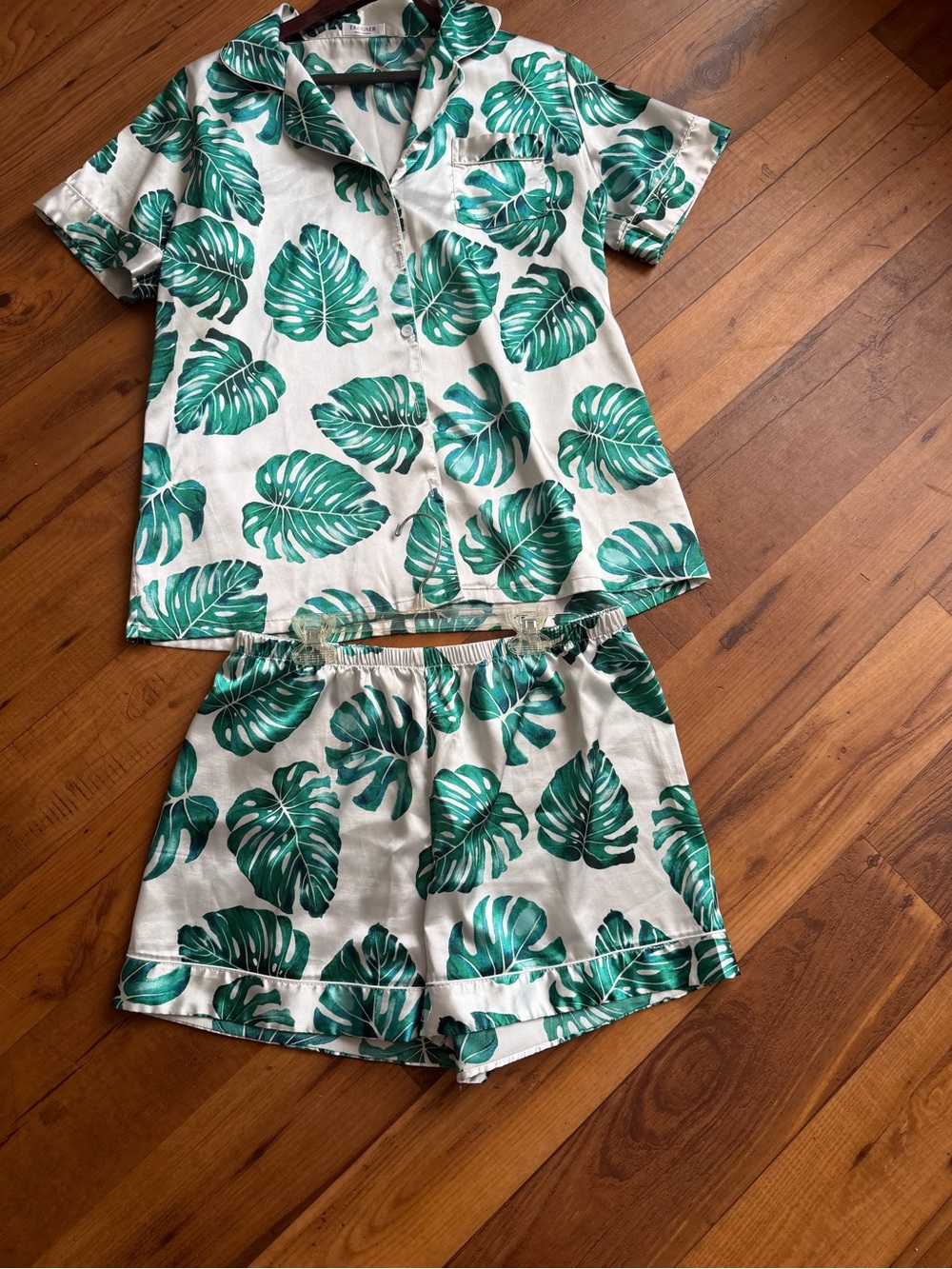 Tropical Leaf Short Pajama Set - Green Leaf Print
